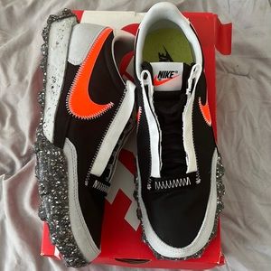 Nike Waffle Racer Crater
